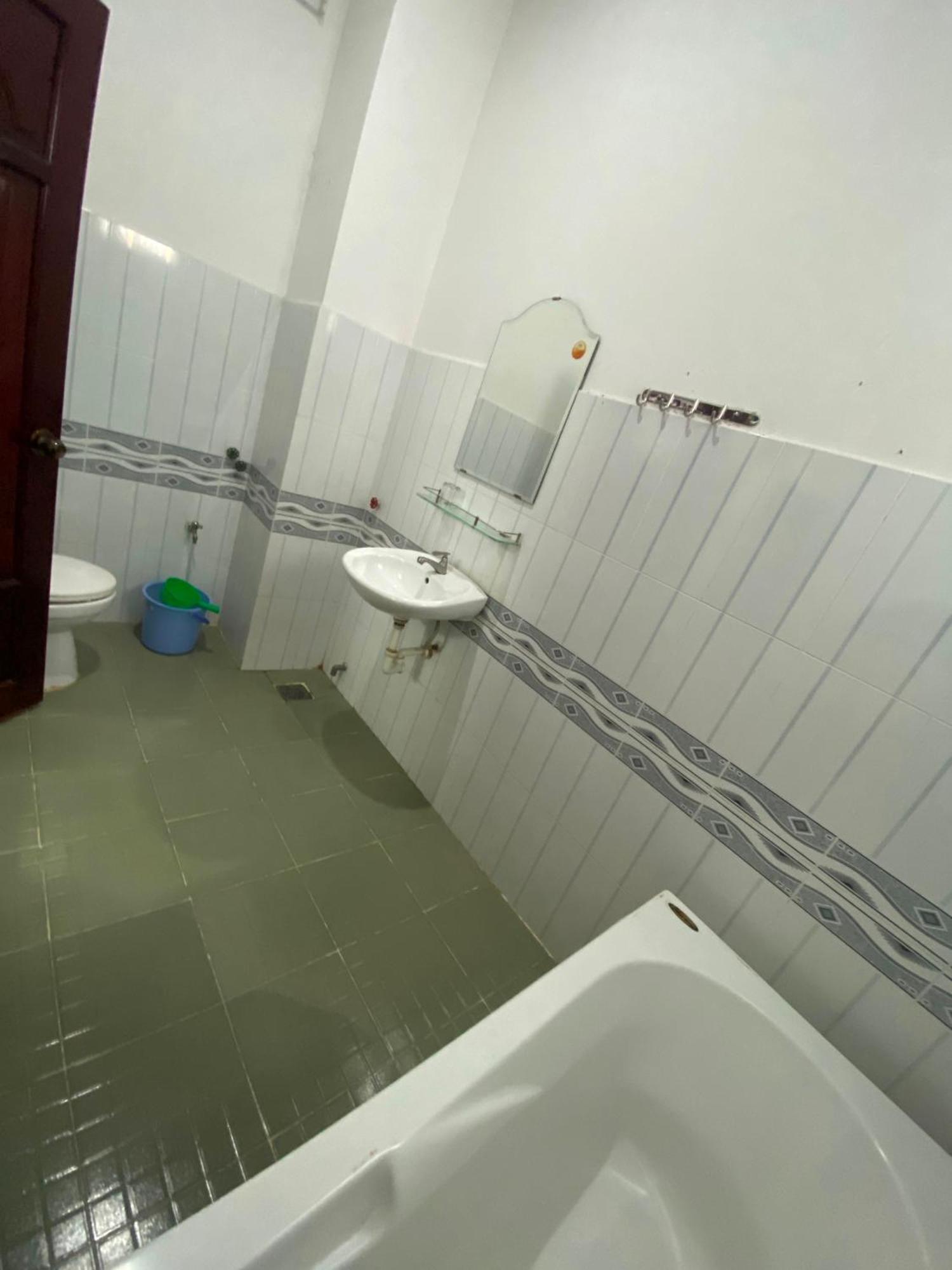 Khach San Kim Phung Ngan Hotel Can Tho Exterior photo